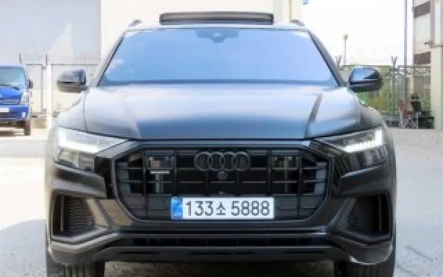 Q8 55 TFSI 콰트로 프리미엄 아우디 2024년 08월 7,123km